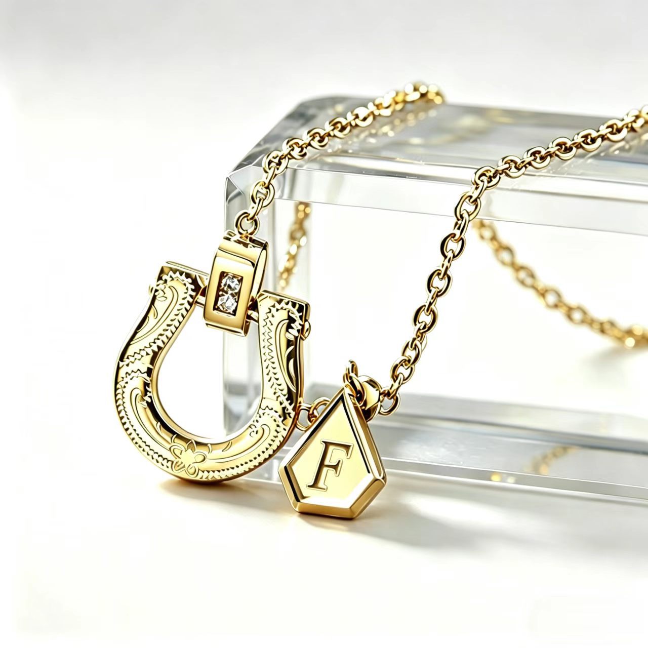 Women's Simple Elegant Versatile Necklace photo 6