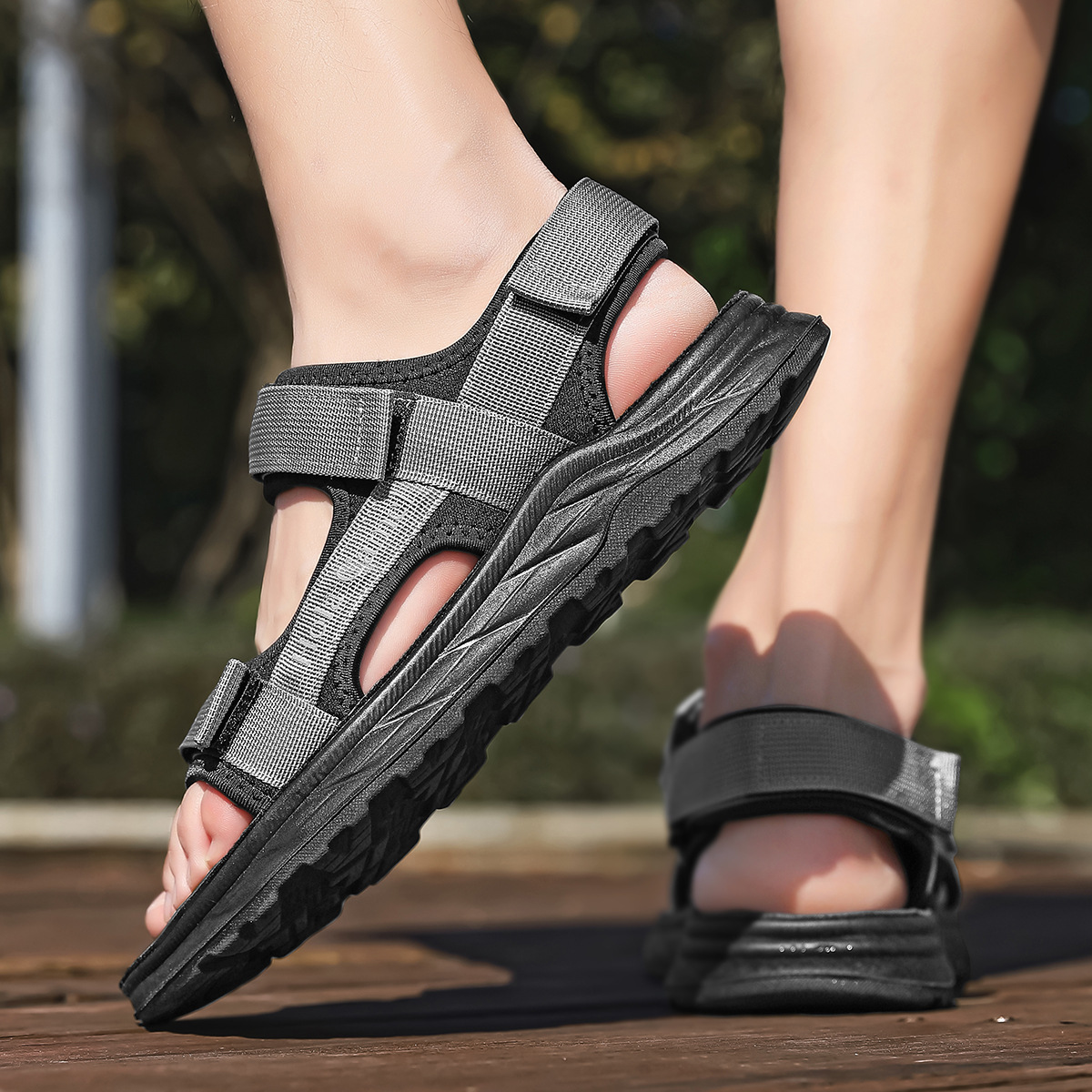 Mens Sandals And Comfortable Beach Shoes photo 7