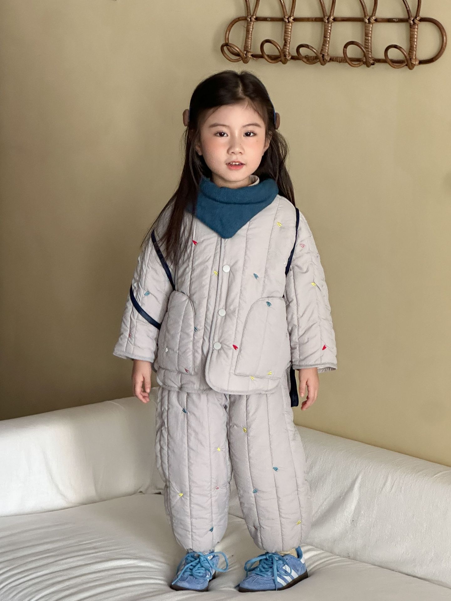 Childrens Cotton-padded Set Fleece-lined Warm Clothing photo 2