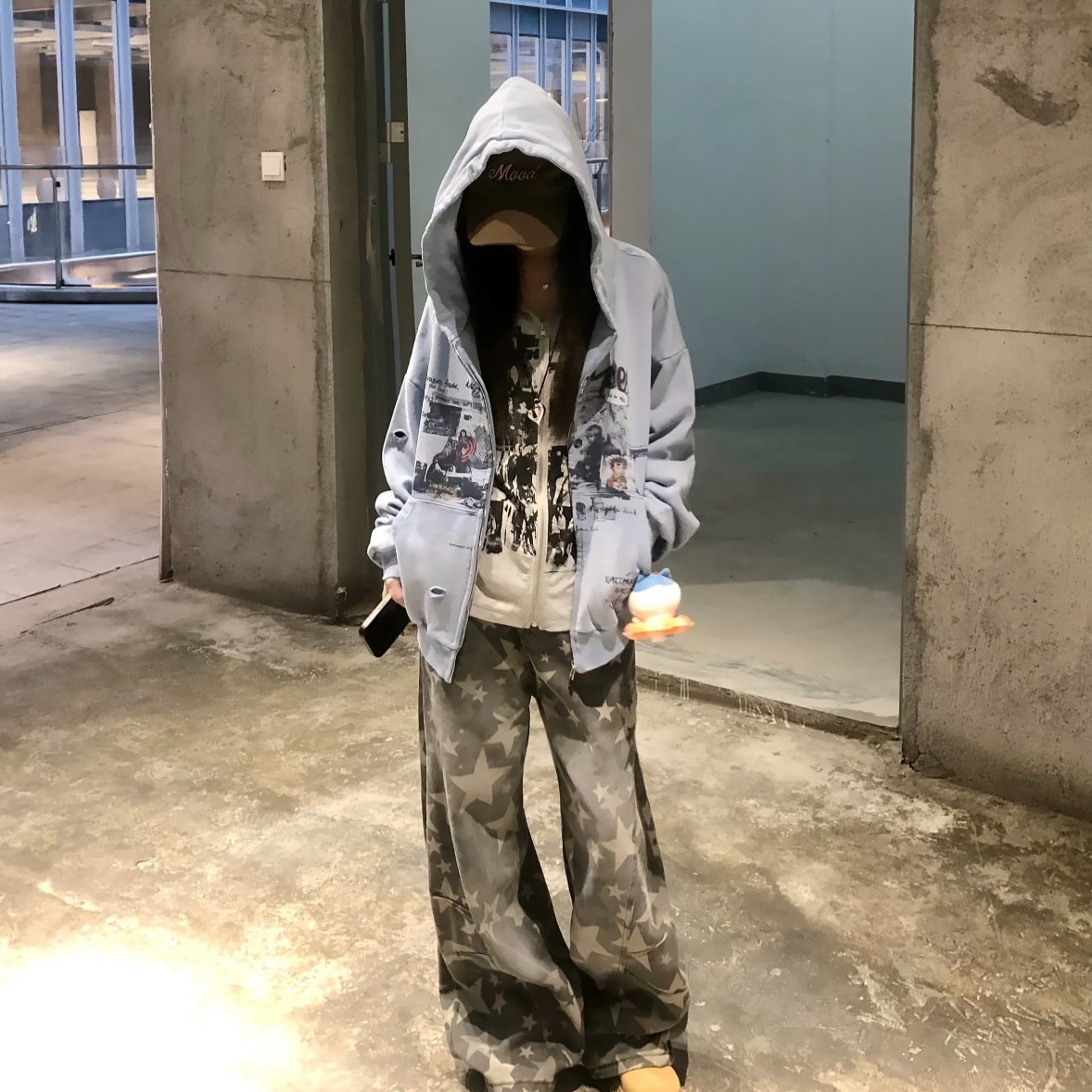 American-style Vintage Streetwear Distressed-design Hooded Sweatshirt photo 2