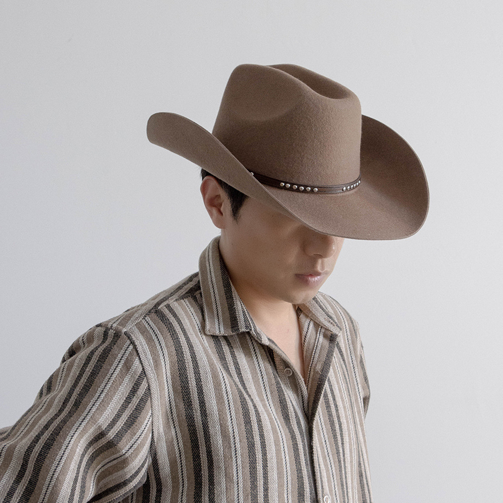 Wool Top Fashionable With Rivet And Belt Detailing Featuring A Curled Brimjazz-style Hat photo 3