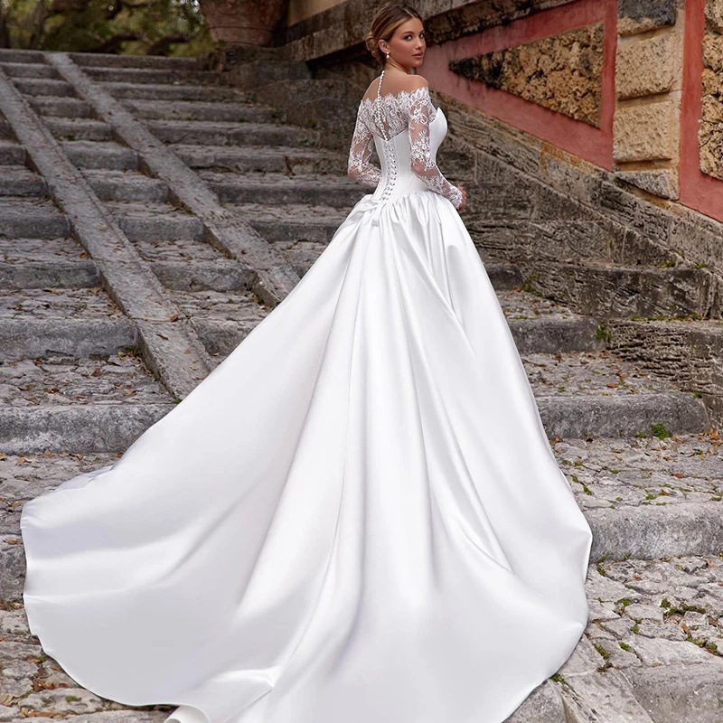 One-shoulder Lace Long-sleeve Satin Bridal Wedding Dress photo 4