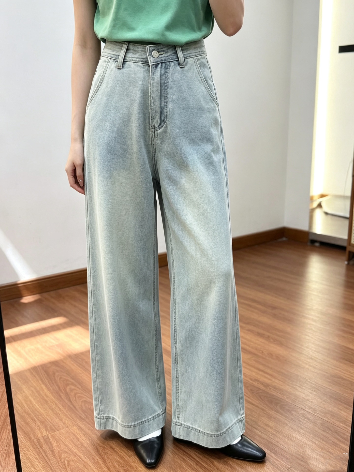 Women's Washed Blue Wide-Leg Denim Pants photo 2
