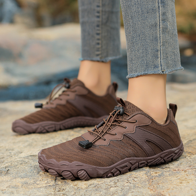 New Lightweight, Breathable Outdoor Casual Hiking Shoes photo 3