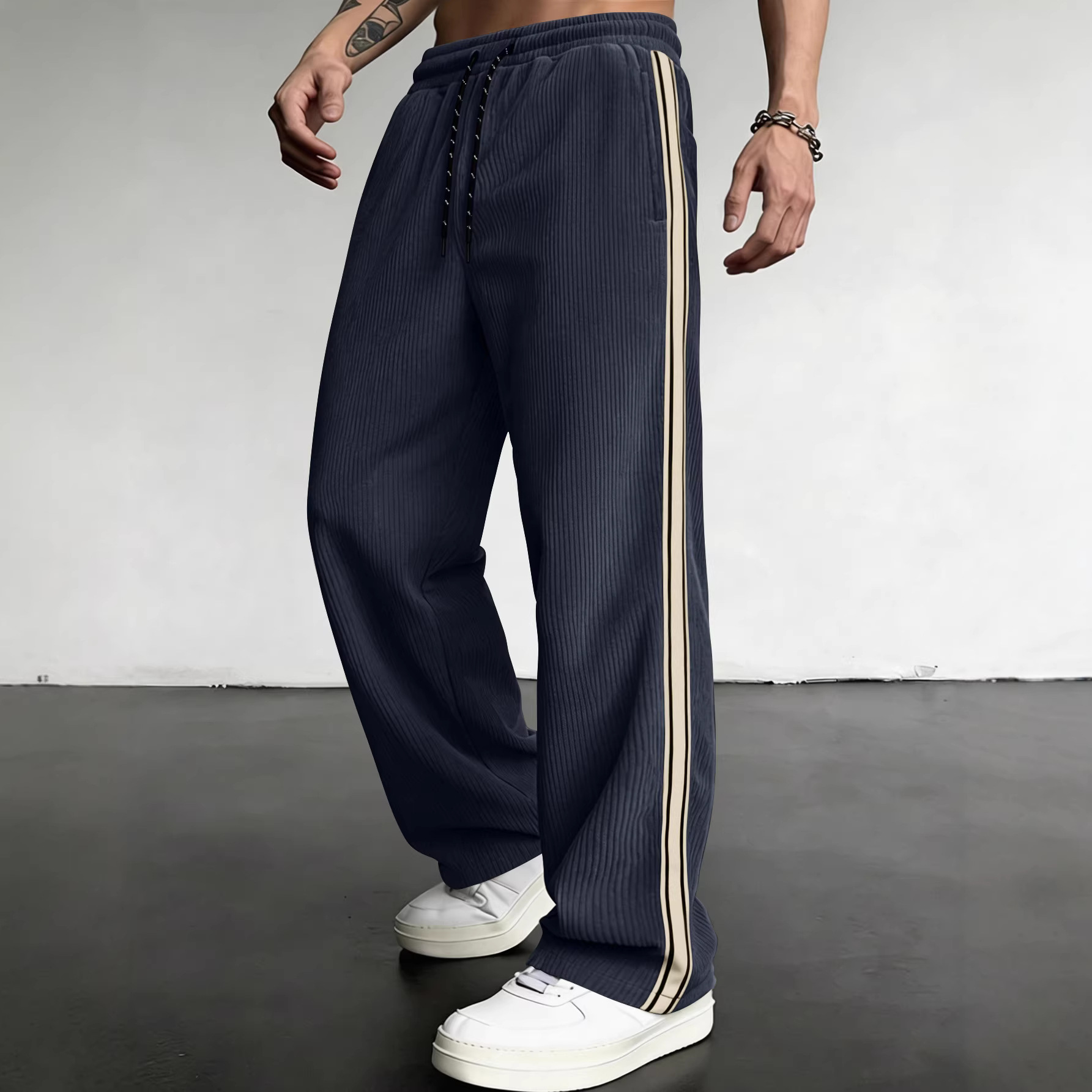Breathable Drawstring-waist Relaxed-fit Outdoor Casual Straight-leg Trousers photo 4