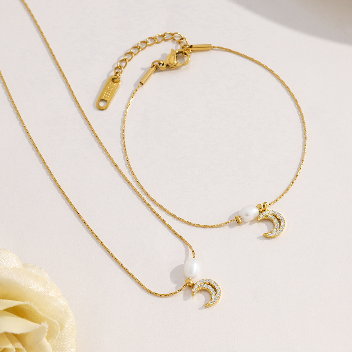 Instagram-style Natural Freshwater Pearl Bracelet For Women photo 4