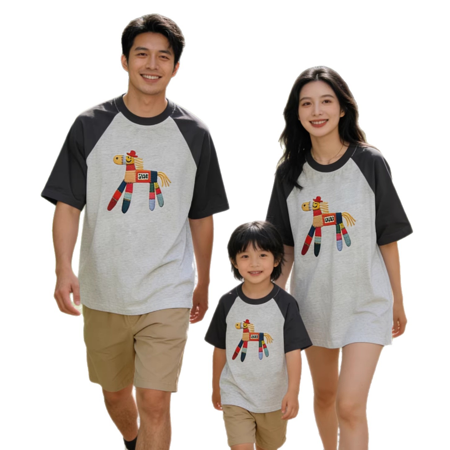 Fashionable Color-Block Cartoon Trendy Loose-Fit Plus-Size T-Shirt Set photo 2