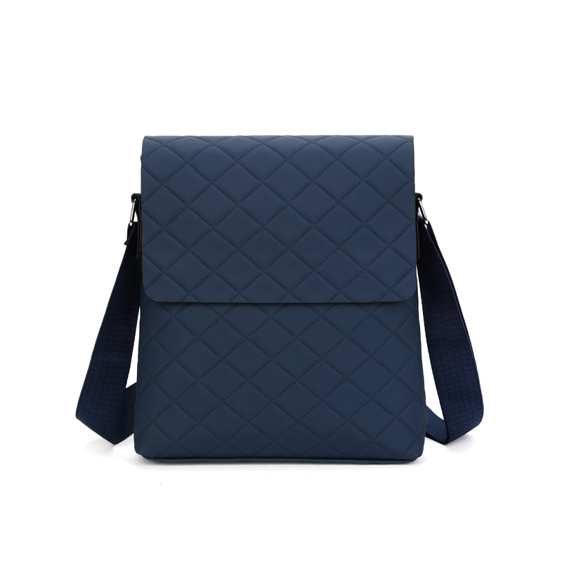 Large-capacity Mens Single-shoulder Crossbody Bag photo 3