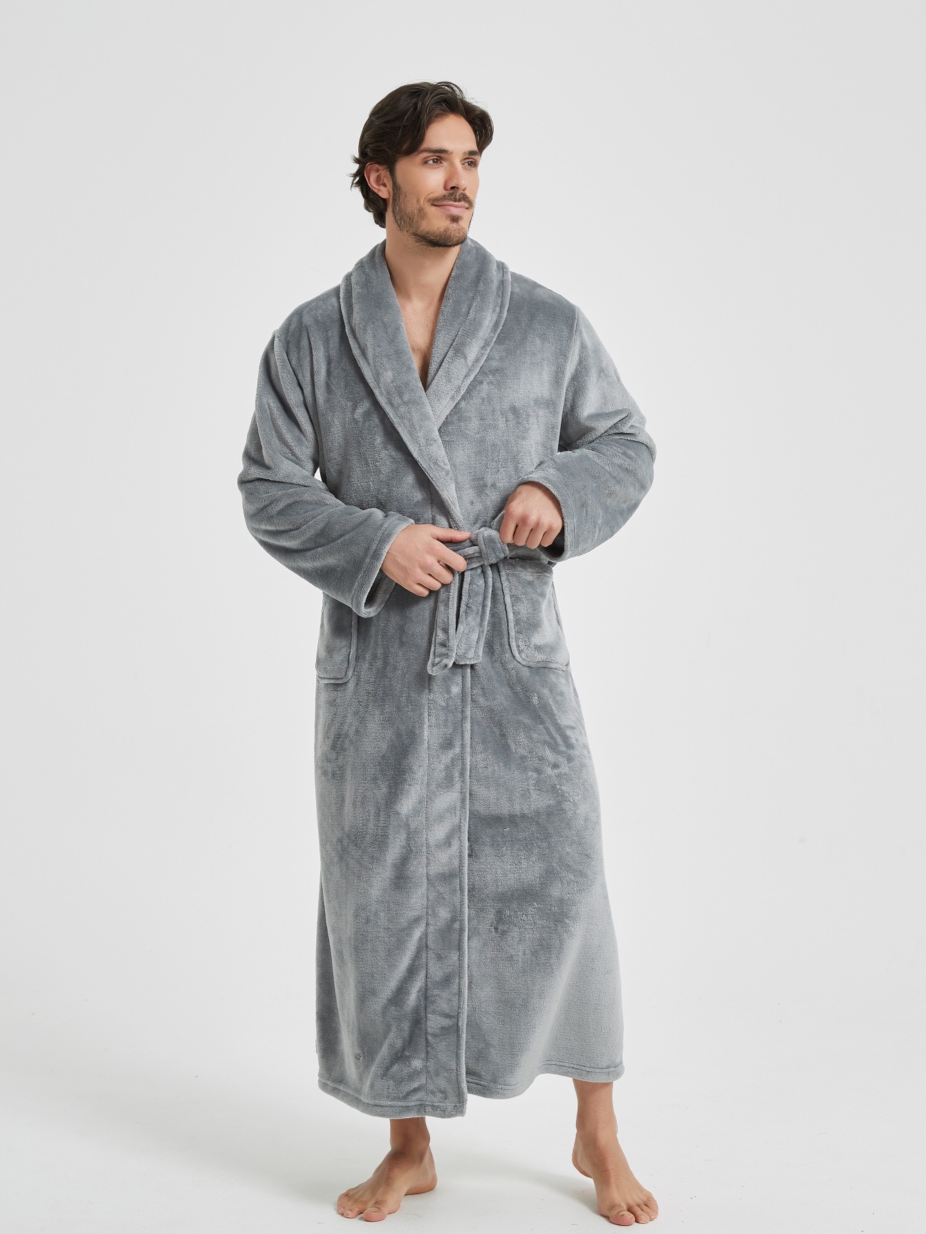 European And American-style Flannel Men's House Robe photo 3