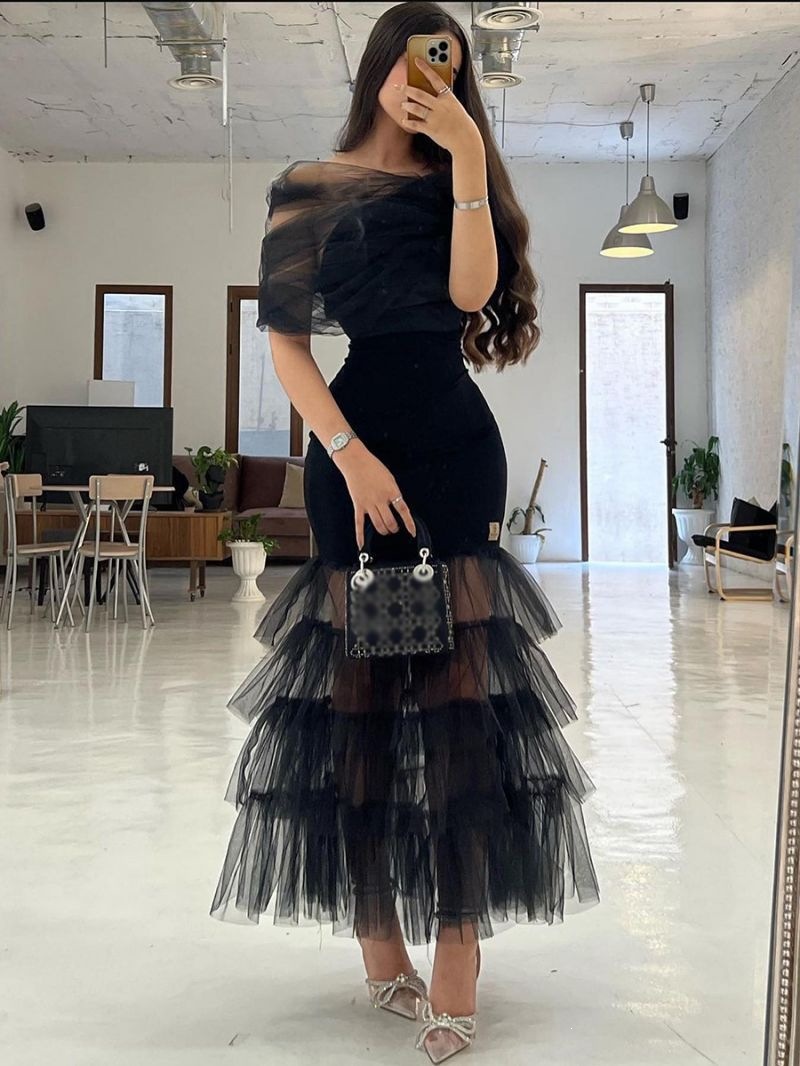 Long Dress With Mesh Paneling And A Strapless Evening Gown Style photo 6
