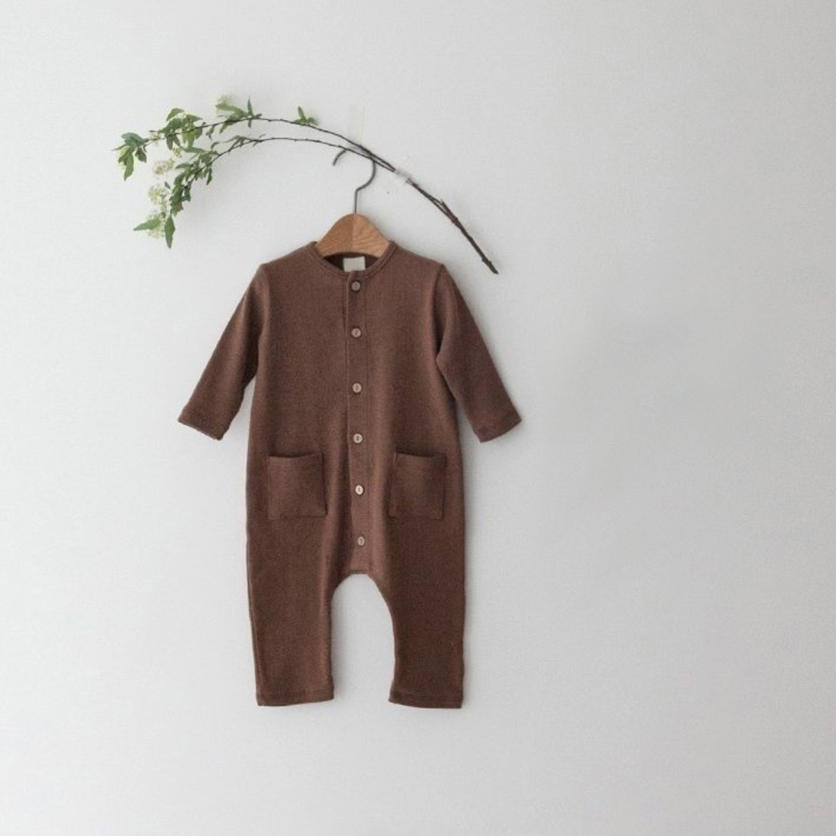 Solid-color Pocketed Chest-opening Baby Romper photo 2