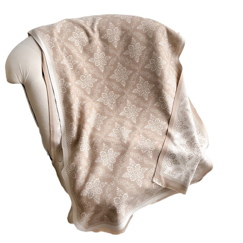 Thickened Cashmere-look Jacquard Scarf, Vintage Floral Pattern, Long Style For Women photo 3