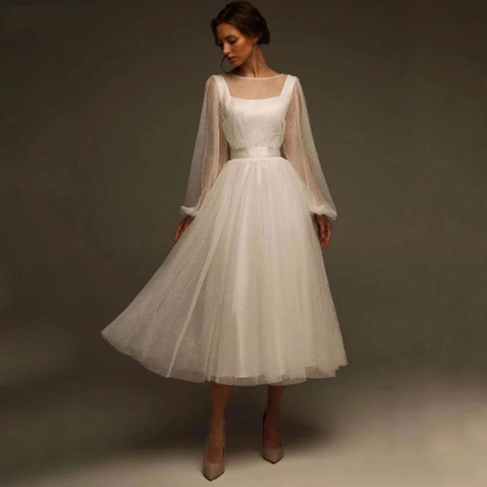 French-style Vintage Square-neck Midi Light Wedding Dress photo 5