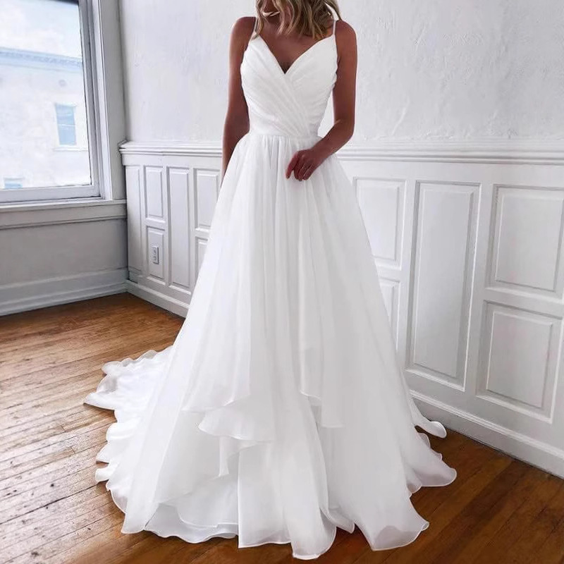 Fitted-waist Pleated V-neck Strap Light Wedding Dress photo 1