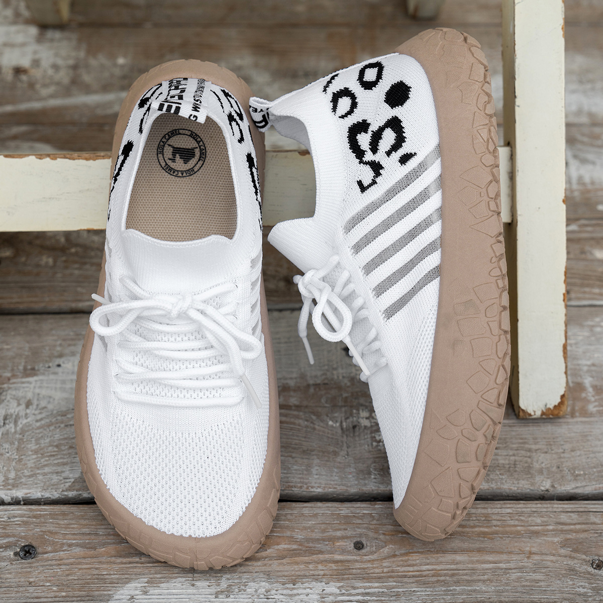 Soft-soled Athletic Casual Shoes Breathable And Non-slip Slip-on Design Thick-soled Loafers photo 3