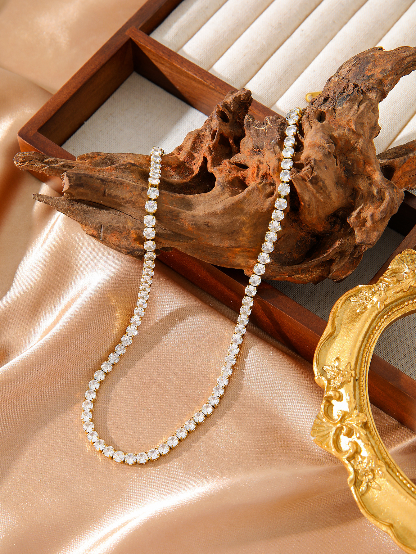 Diamond-studded Zircon Stainless Steel Necklace photo 3