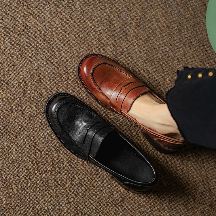 Deep Round-toe Chunky-heel Leather Slip-on Loafers For Women photo 1