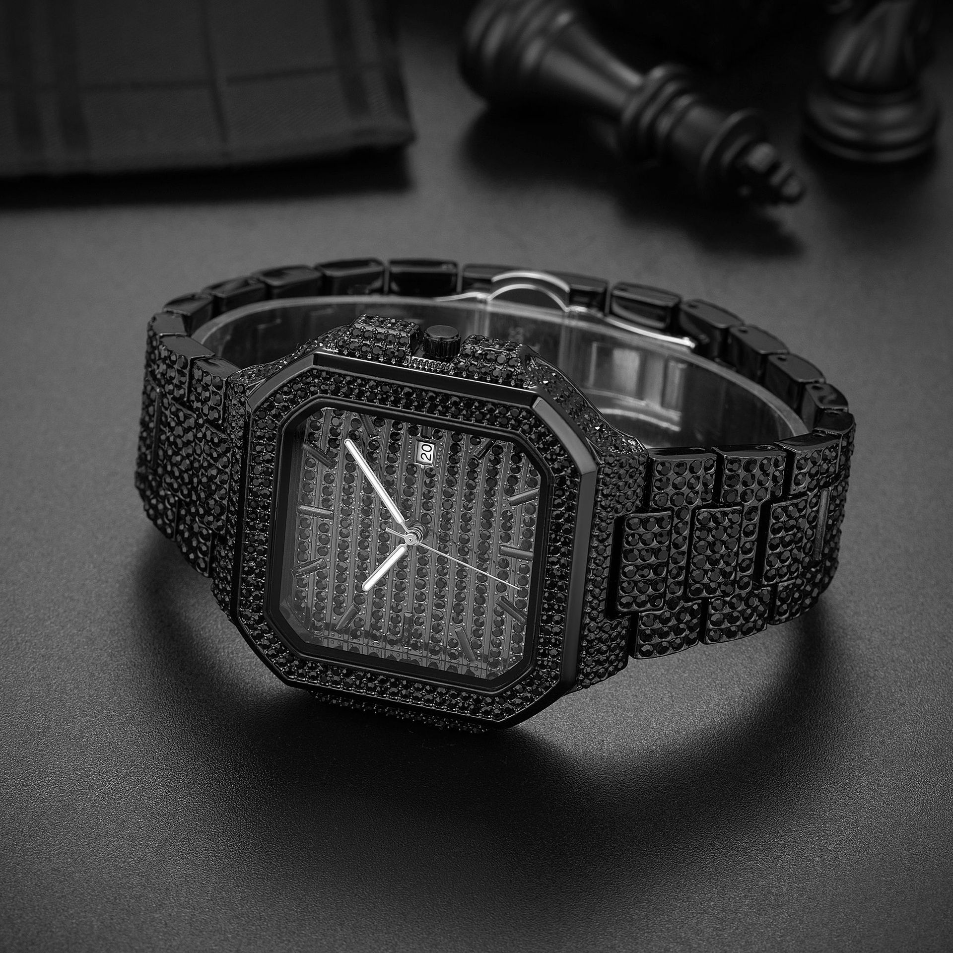 Mens Fashionable Square Diamond-Encrusted Quartz Watch photo 5
