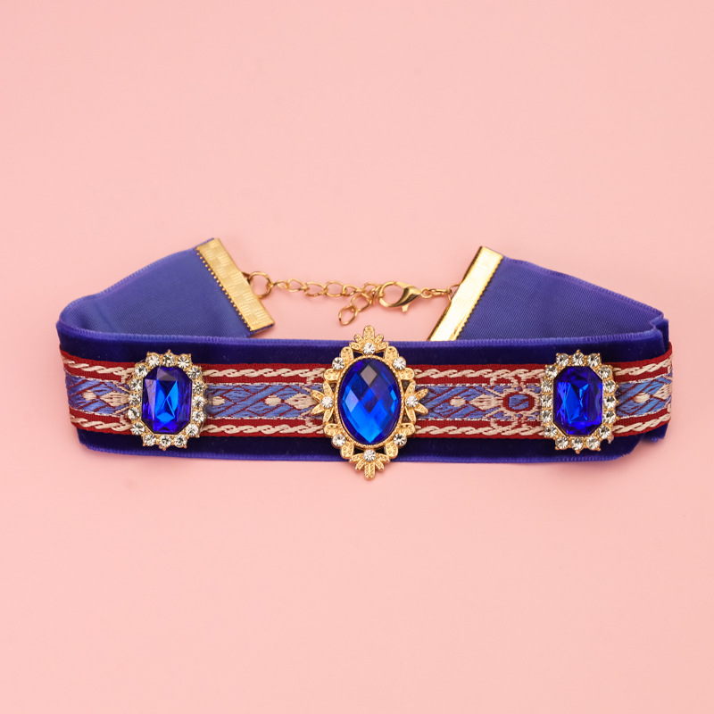 Flocked Ethnic-Style Pet Collar For Cats photo 3