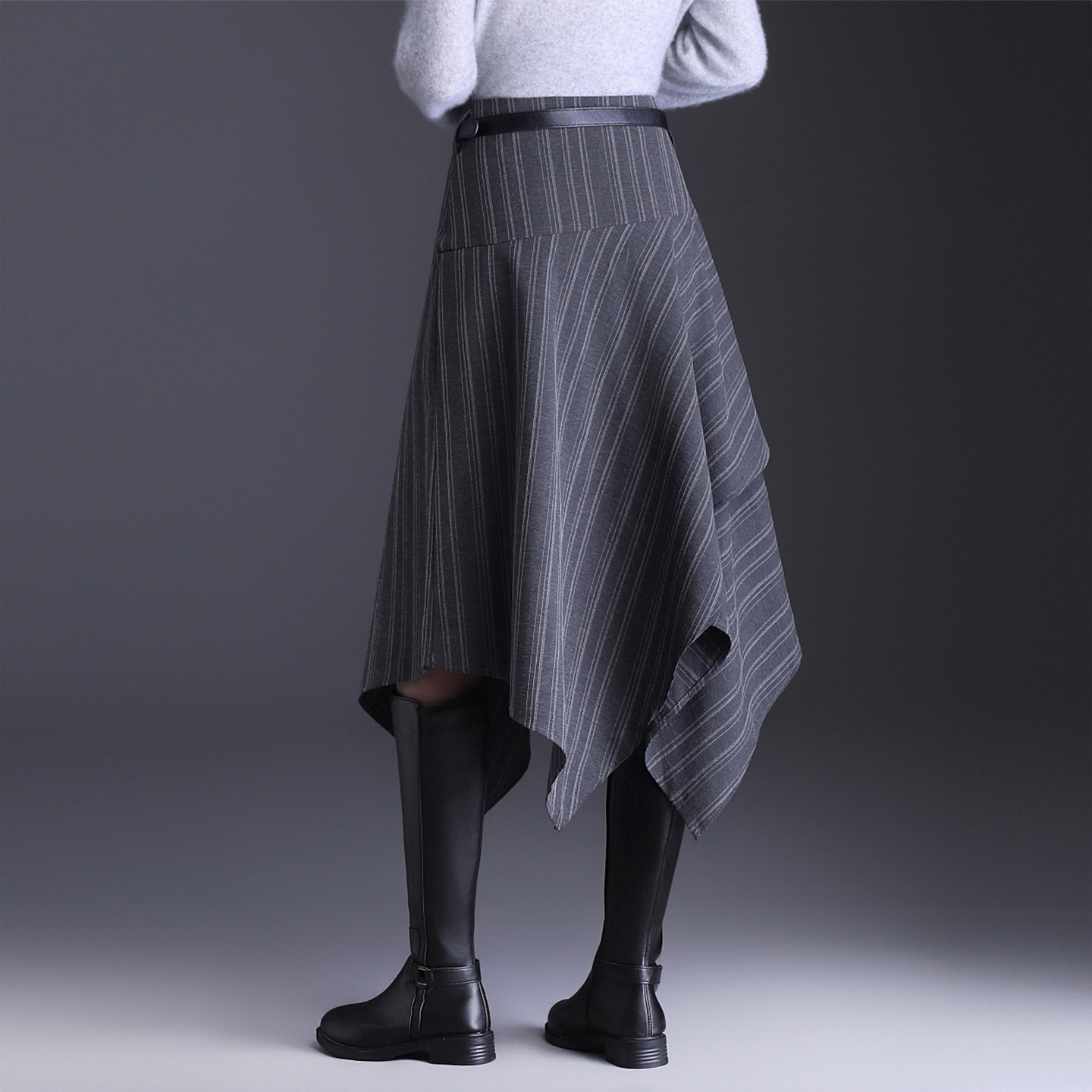High-waisted Hip-covering Asymmetrical Skirt For Women photo 3