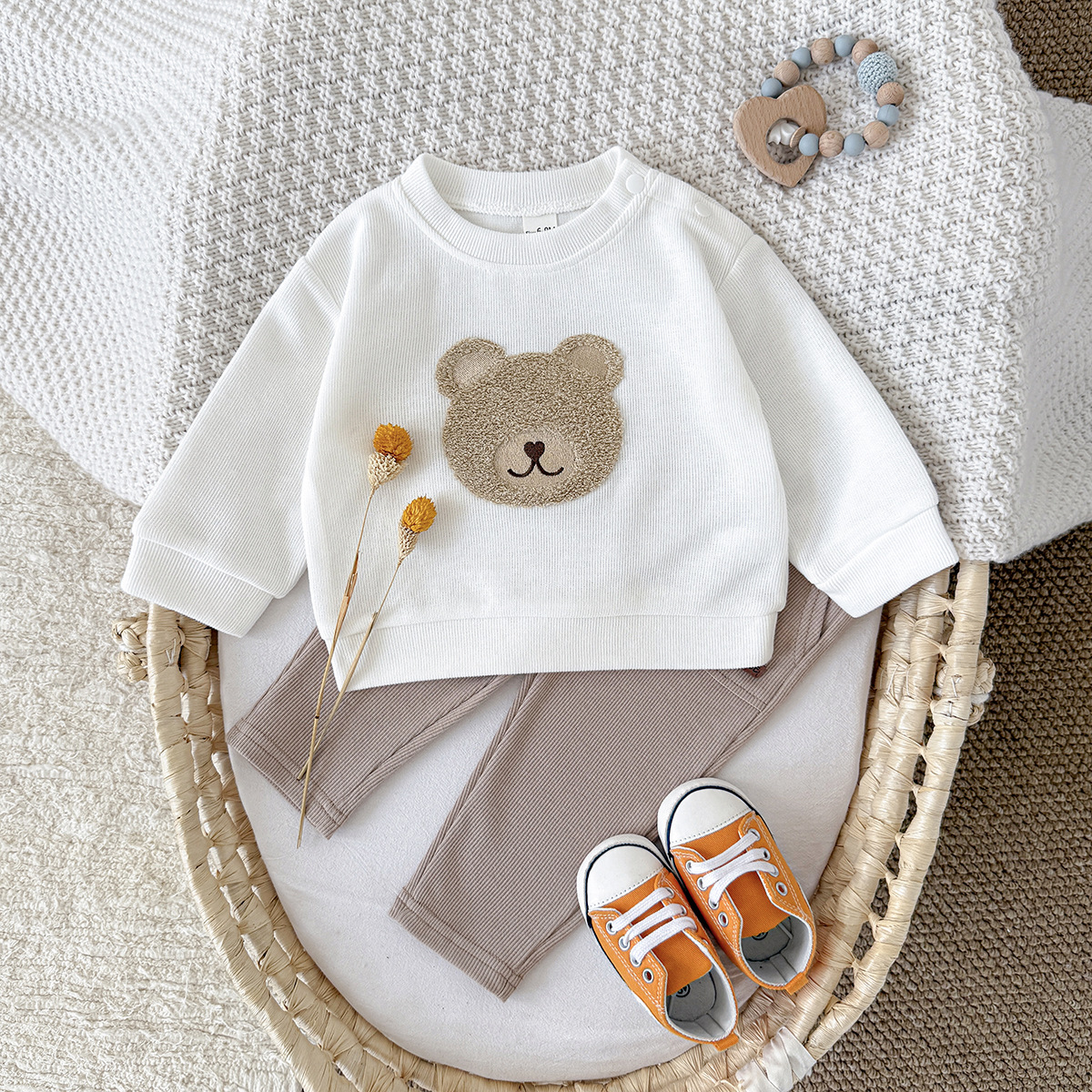 INS Unisex Baby Bear Print Long-sleeve Hoodie And Sweatpants Set For Springautumn photo 1