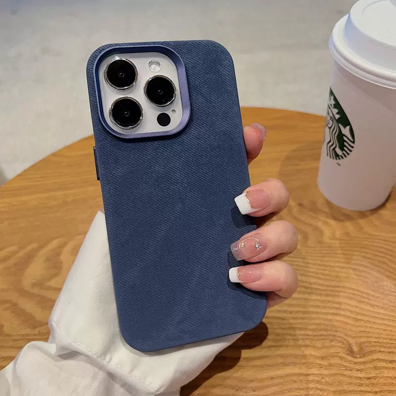 Magnetic Leather Drop-resistant Flannel Phone Case photo 5