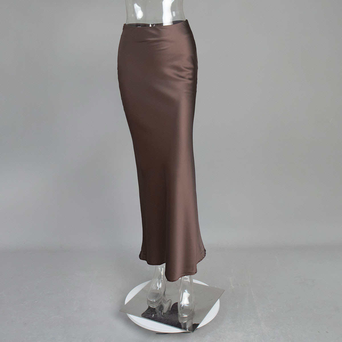 Women's Spring Satin And Velvet Long Skirt photo 2