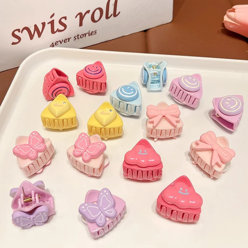 Cute Side-swept Bangs Hair Clip For Little Girls photo 1