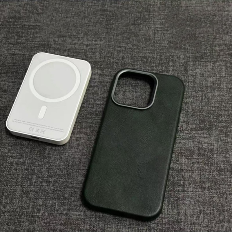 Magnetic Drop proof Protective Case For The 18 Pro Max photo 4
