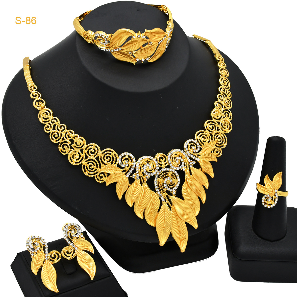 Women's Saudi Bridal Necklace Bracelet Earrings Four-piece Ring Set photo 6