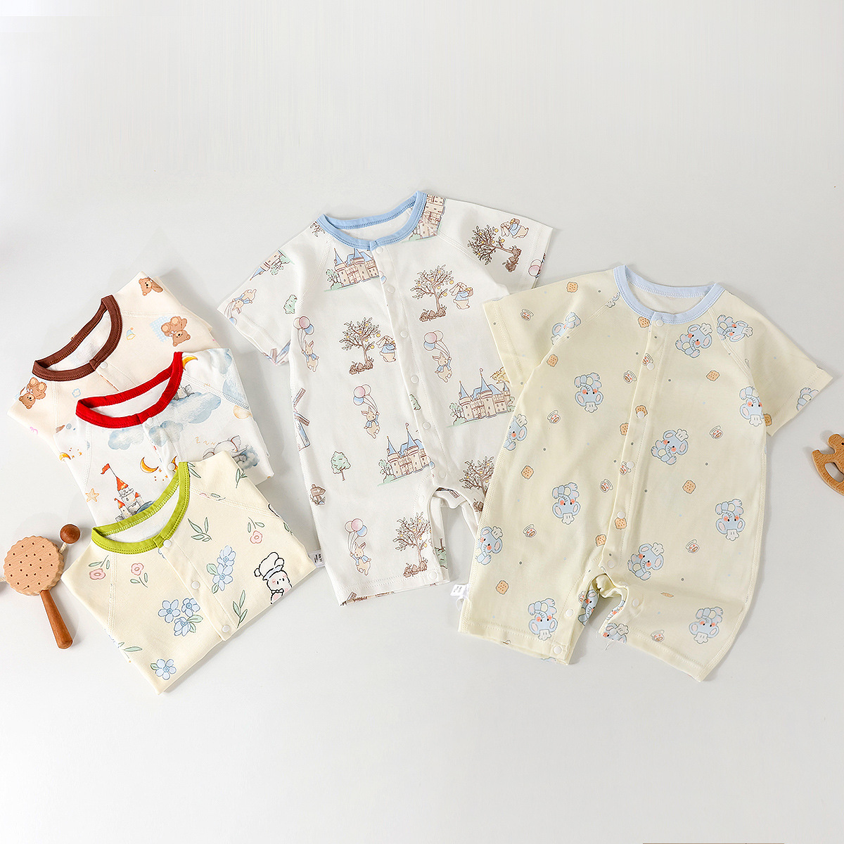 Fashionable Newborn Long-sleeve Bodysuit Loungewear photo 1