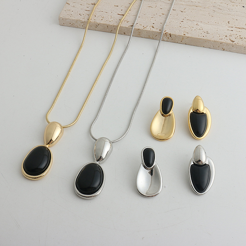 New Chinese Style Accessories Irregular Stitching Black Onyx Necklace Women photo 1