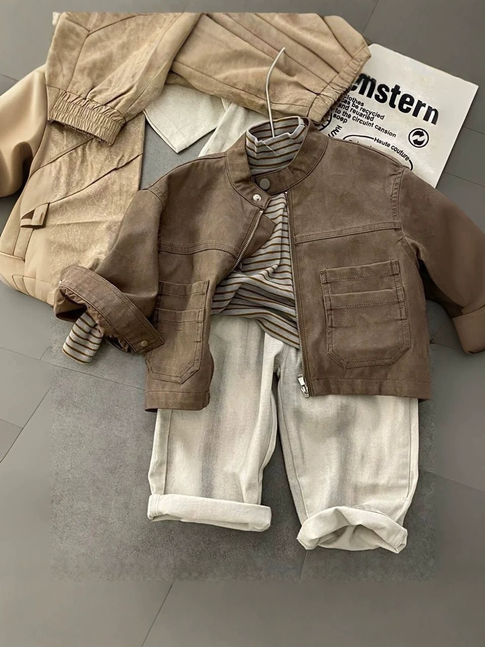 Boys' Motorcycle-style Jacket Top And Pants Three-piece Set photo 5