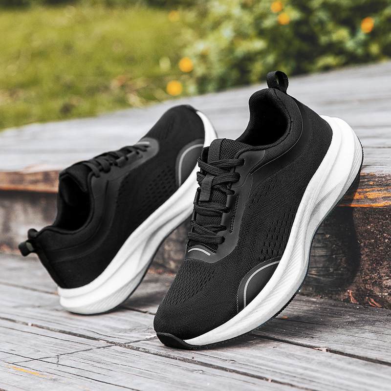 Plus-size High-top Wide-toe Casual Sneakers photo 3