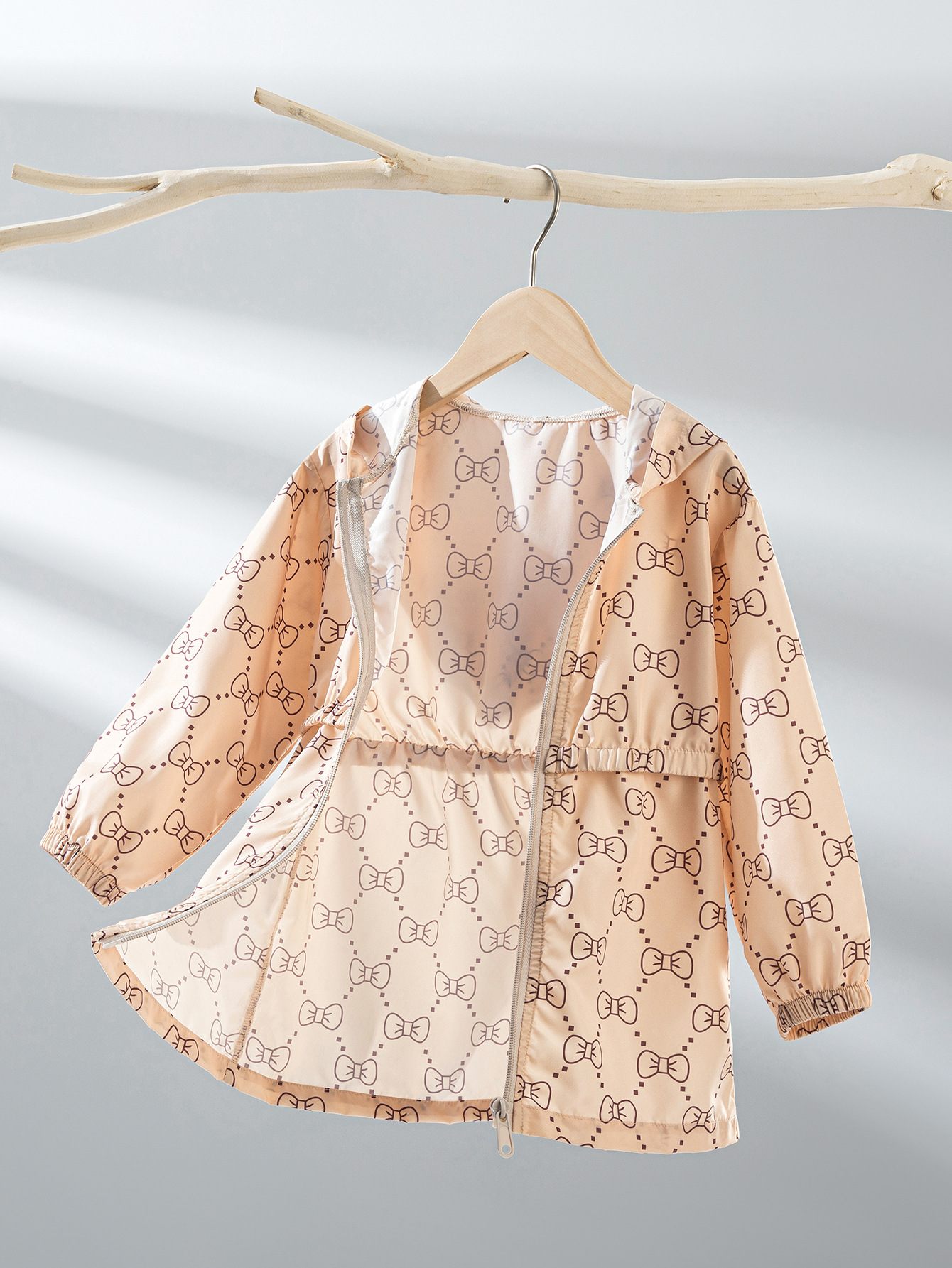 Stylish Western-style Hooded Top For Babies In Spring photo 3