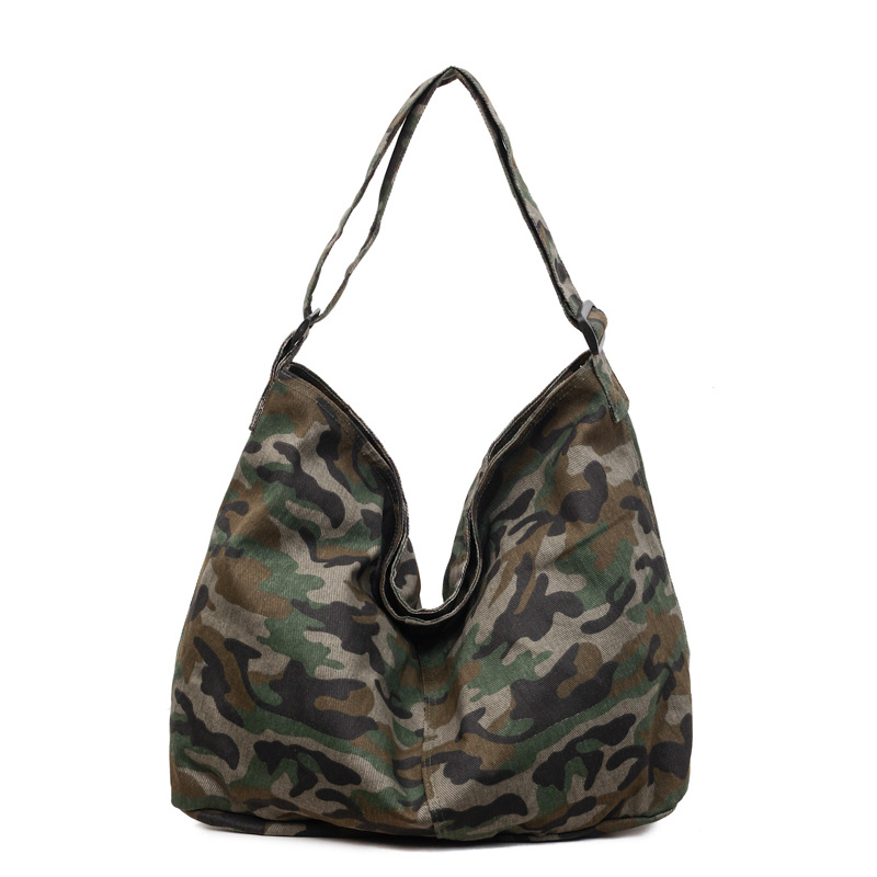 Laid-back Style Camouflage Large-capacity Fashionable Womens Crossbody Bag photo 6