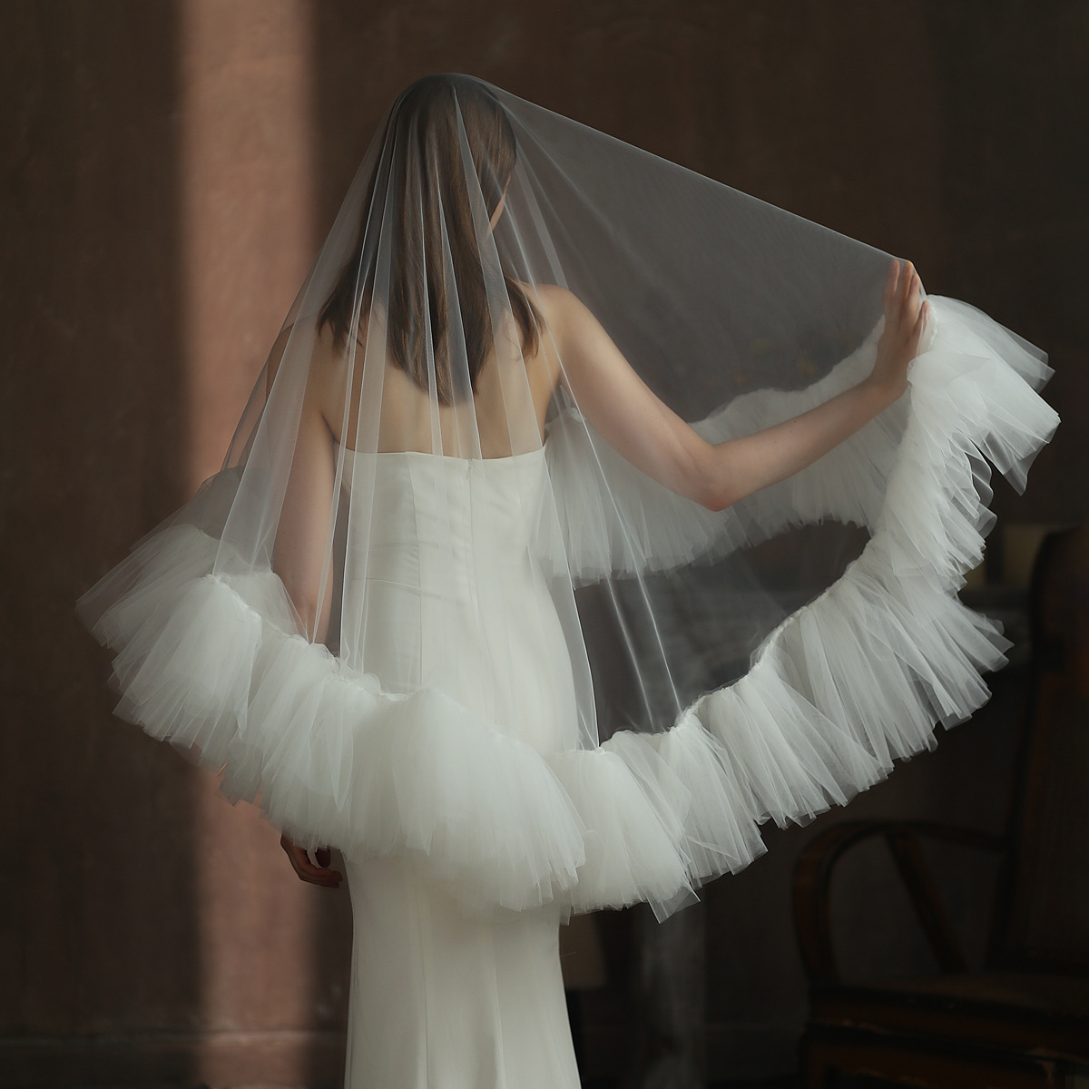 Heavy Industry Ruffled Bridal Veil White Double Layer Studio Travel Photo Exterior Puffy Soft Veil photo 2