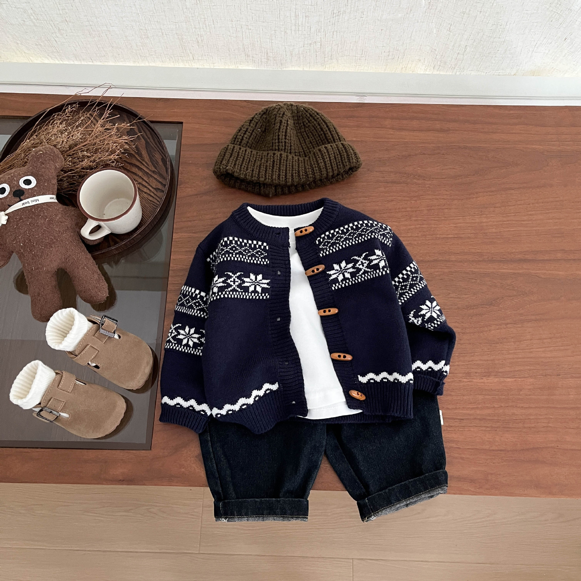 Retro Jacquard Knitted Cardigan For Baby Boys photo 7