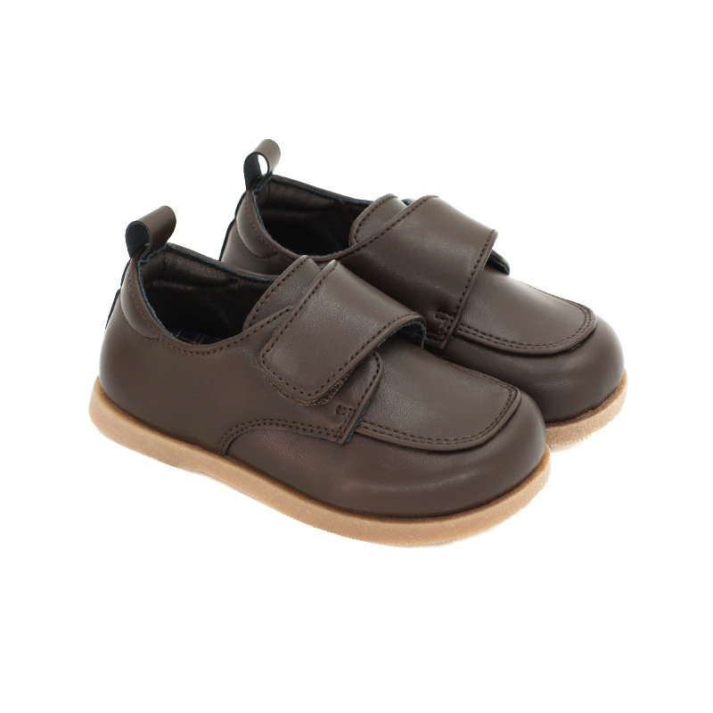 Boys Performance Shoes With Nylon Velcro Straps photo 3