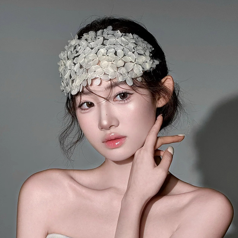 White Half Garland Headband Hair Band Head Accessories photo 1