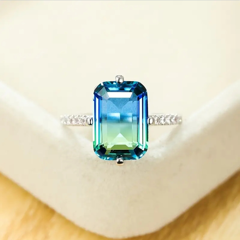 Womens Luxurious Blue Rectangular Ring photo 1