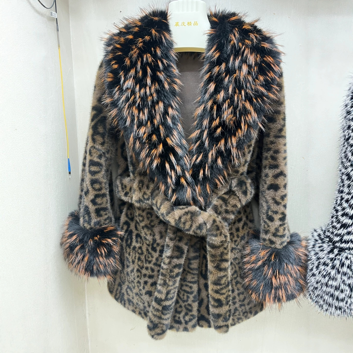 Stylish High-end Fur-and-fabric Faux Mink Coat photo 4