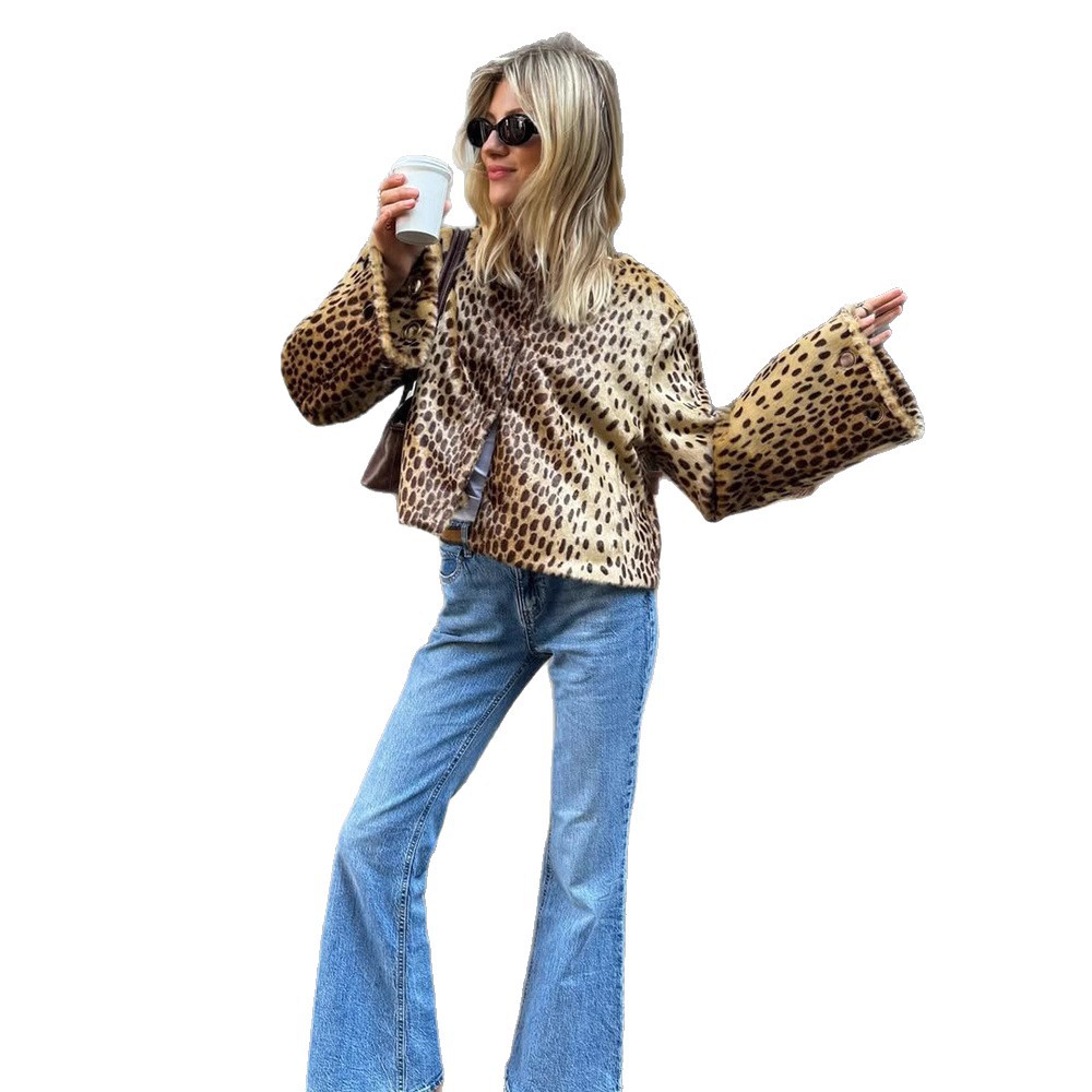Women's Warm Leopard-print Short Jacket photo 5