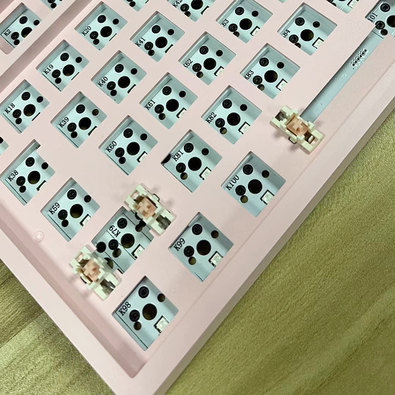 Hot Plug Seat The Third Mock Examination Diy Mechanical Keyboard Kit photo 2
