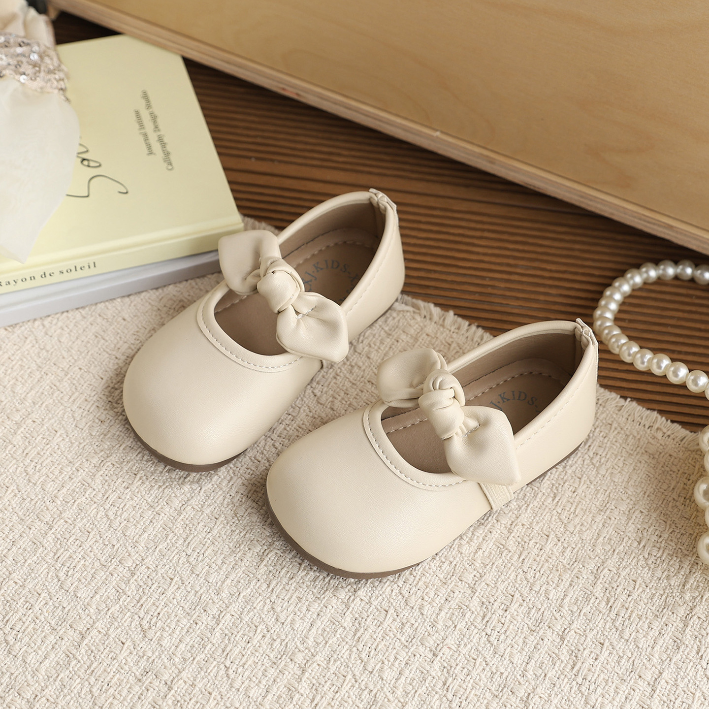 Cute Bow-knot Princess Shoes Soft-soled Performance Shoes photo 5