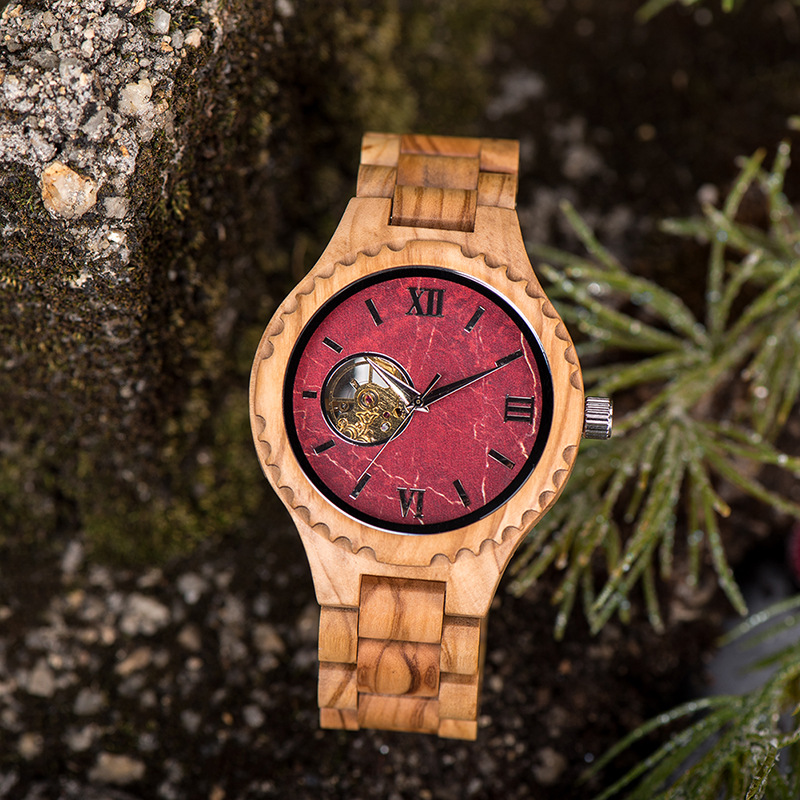 Mens And Womens Minimalist Wooden Watches photo 3