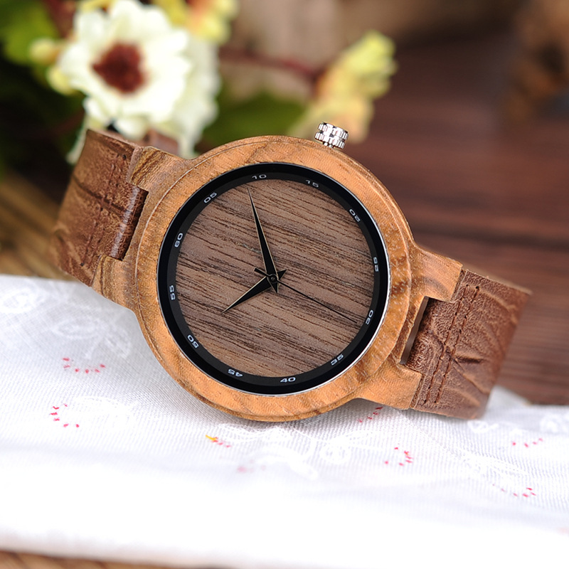 Wooden Classic Analog Quartz Watch Fashionable photo 1