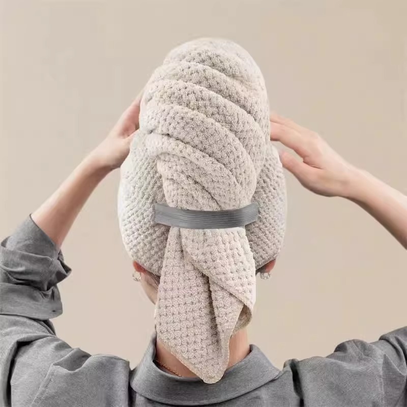 Coral Fleece Quick-drying Water-absorbing And Hair Drying Towel photo 2