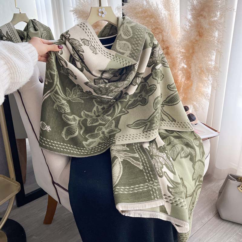 Retro Autumnwinter Double-sided Thickened Scarf photo 4