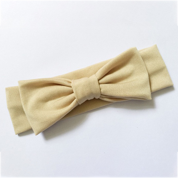 Headband With A Bow Decoration photo 3
